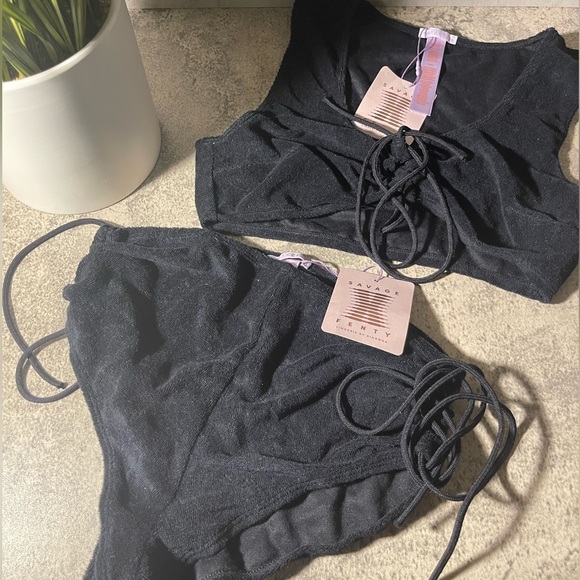 Savage X Fenty Teddy Two Piece Set - Picture 2 of 3